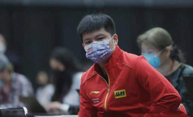 色欲档案之麻雀台上淫